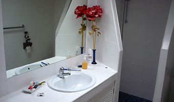 Bad mit Dusche